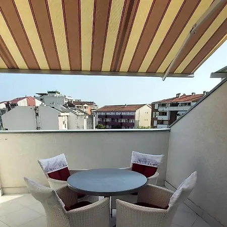 Suncani 1-vila Amfora Apartment Budva