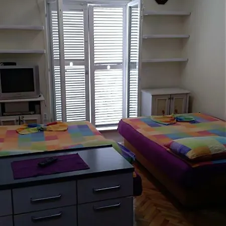 Suncani 1-vila Amfora * Budva
